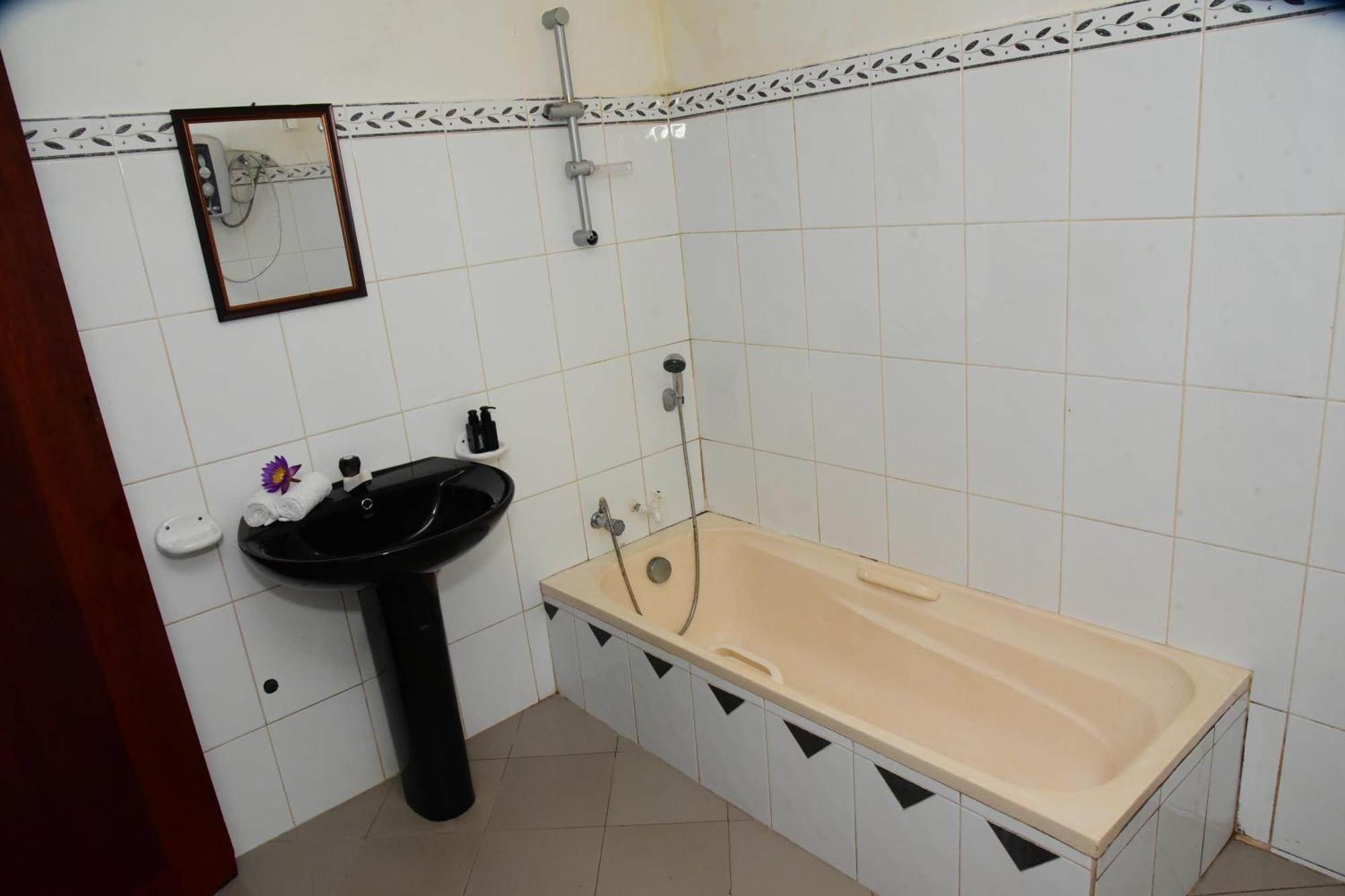 Villa Sunny Days Hikkaduwa Dış mekan fotoğraf