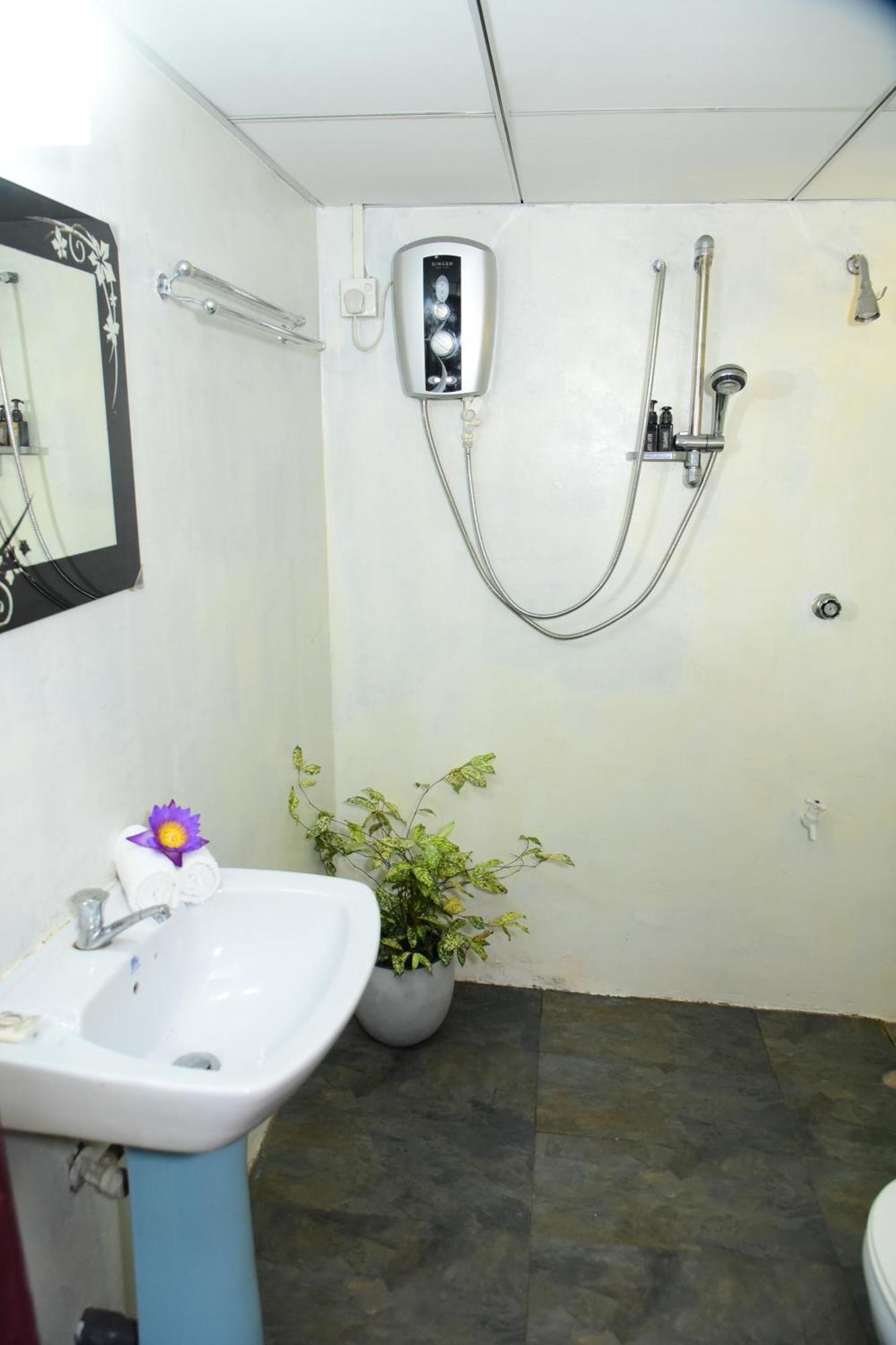 Villa Sunny Days Hikkaduwa Dış mekan fotoğraf