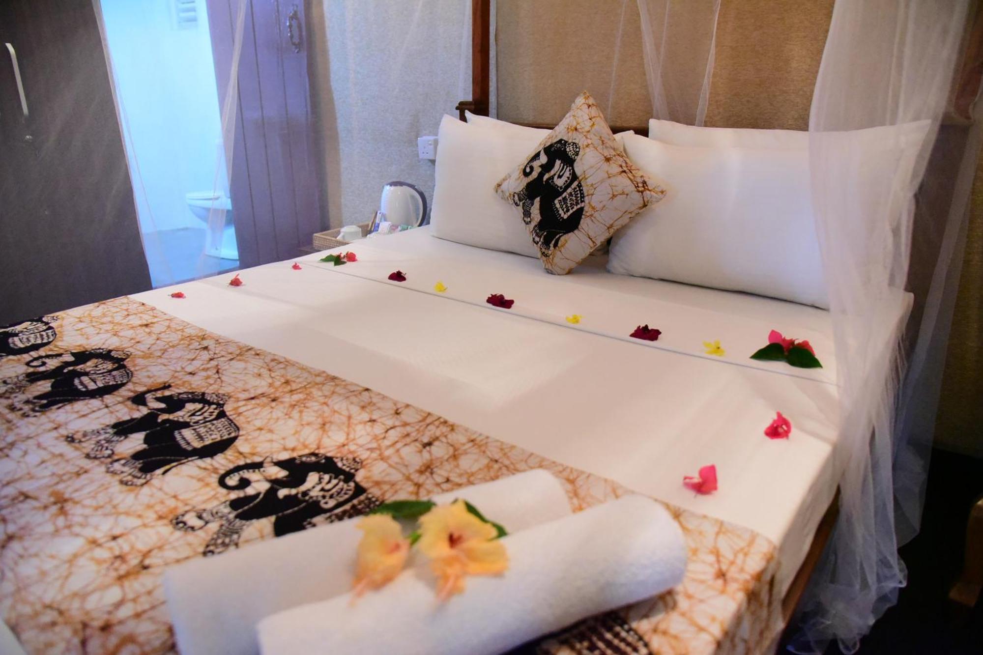 Villa Sunny Days Hikkaduwa Dış mekan fotoğraf
