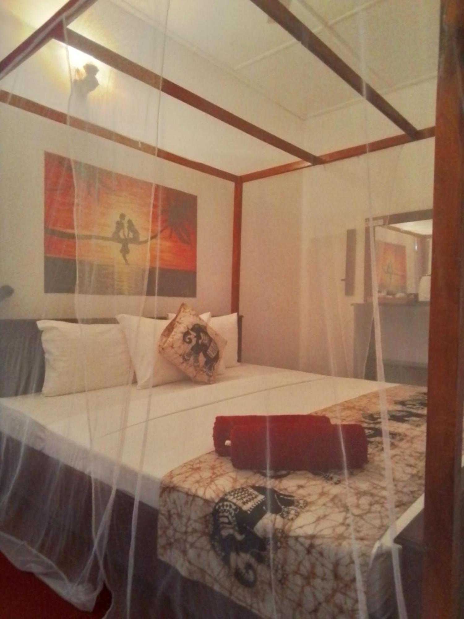 Villa Sunny Days Hikkaduwa Dış mekan fotoğraf