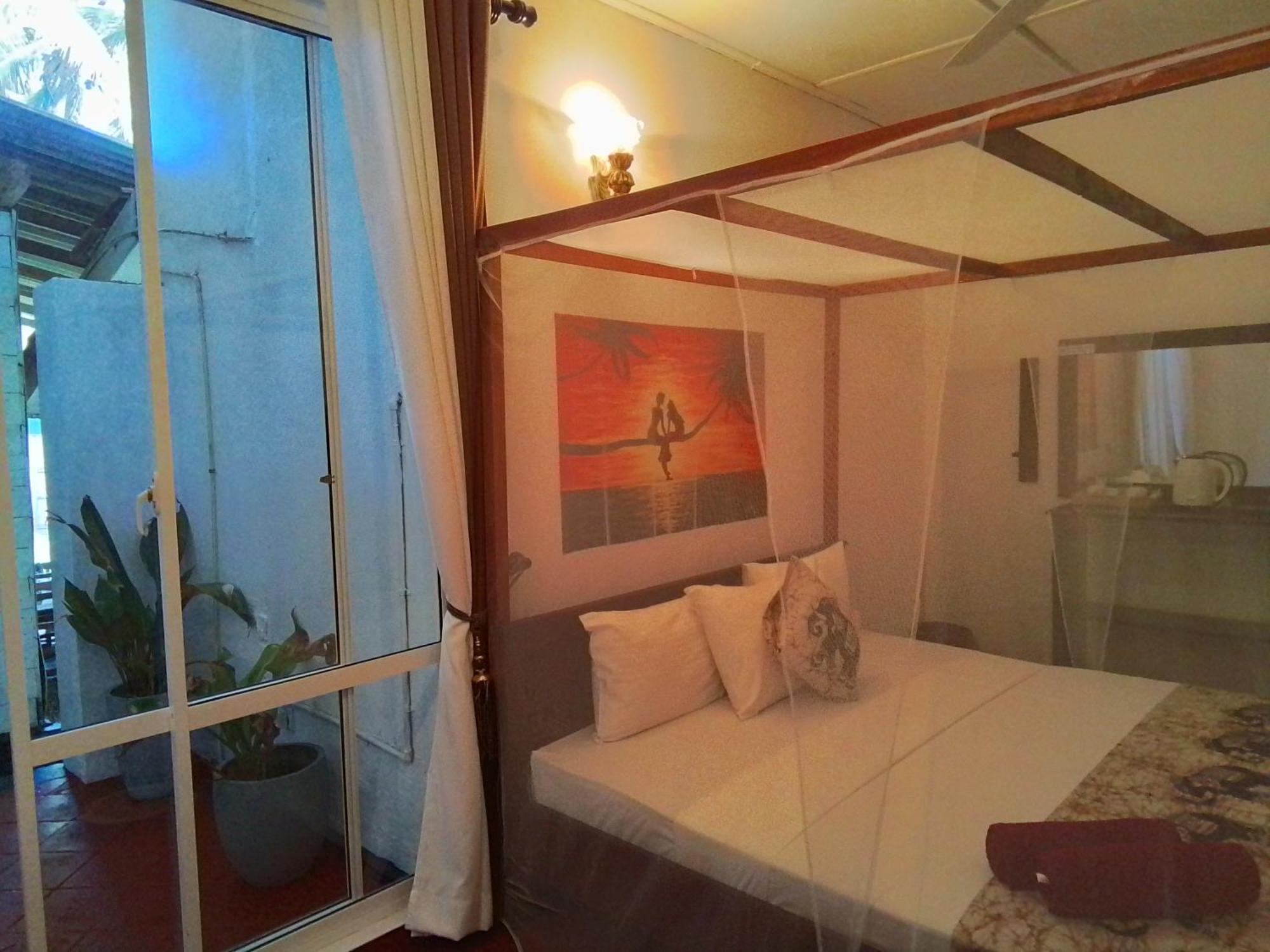 Villa Sunny Days Hikkaduwa Dış mekan fotoğraf