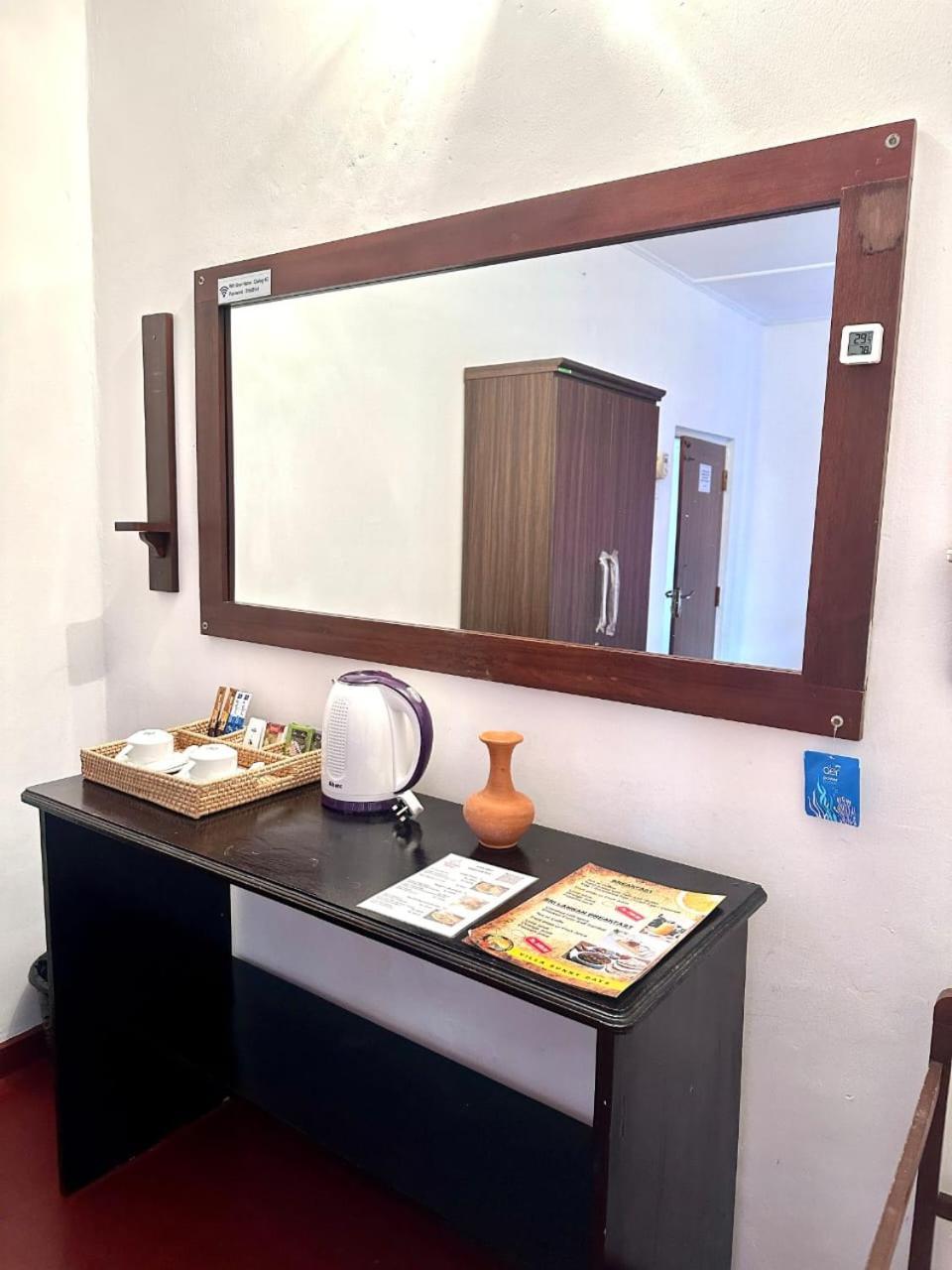 Villa Sunny Days Hikkaduwa Dış mekan fotoğraf